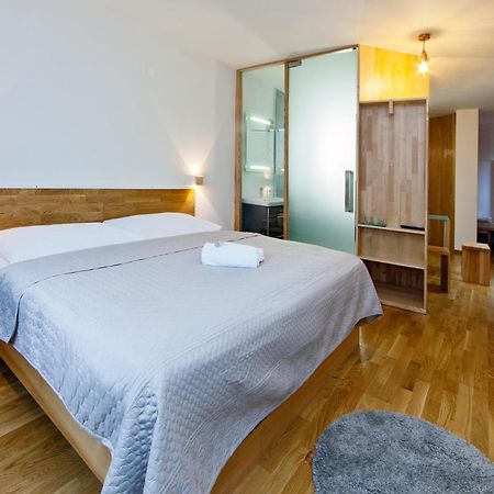 Hotel Wolf Prague Ngoại thất bức ảnh